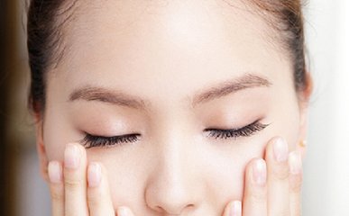 武漢做面部除皺的費(fèi)用貴不貴？