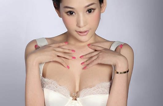 在深圳想要隆胸怎么辦？