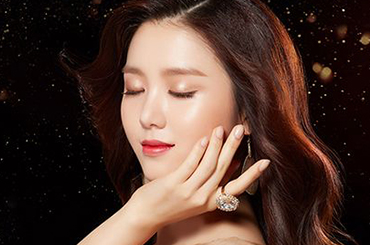 眼袋是怎么形成的？<a href='/zz/' target='_blank'><u>鄭州美萊</u></a>醫(yī)院去眼袋效果好嗎？
