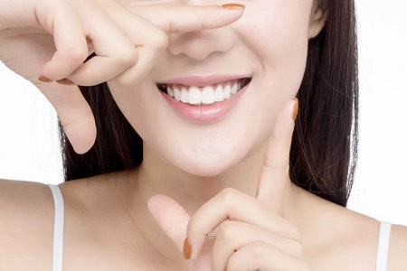 雙下巴吸脂多久能看到效果？能維持多長時間？